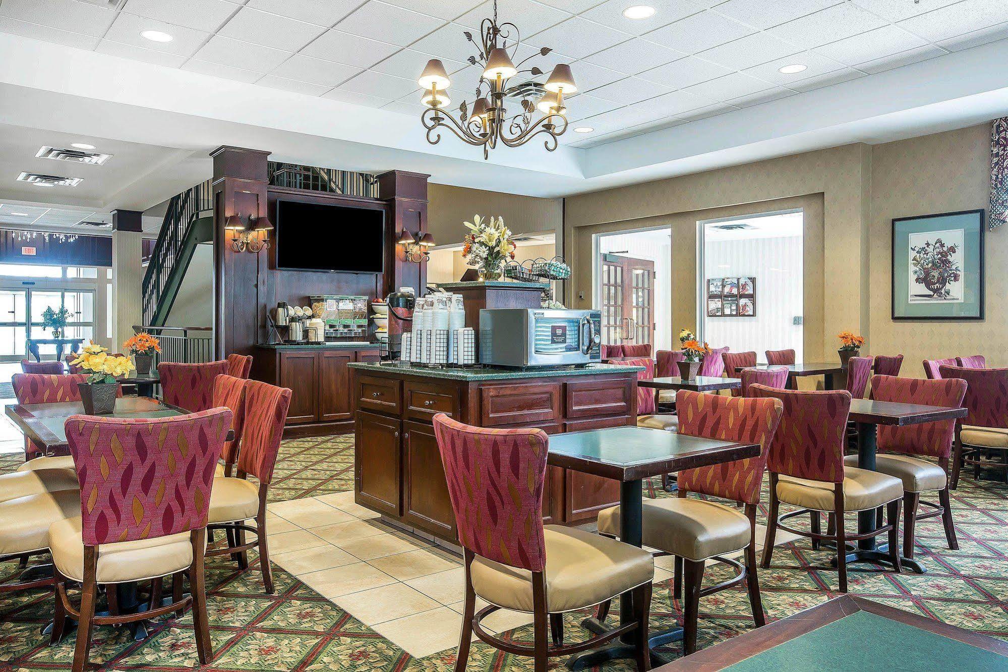 Comfort Inn & Suites Near Burke Mountain St. Johnsbury Esterno foto