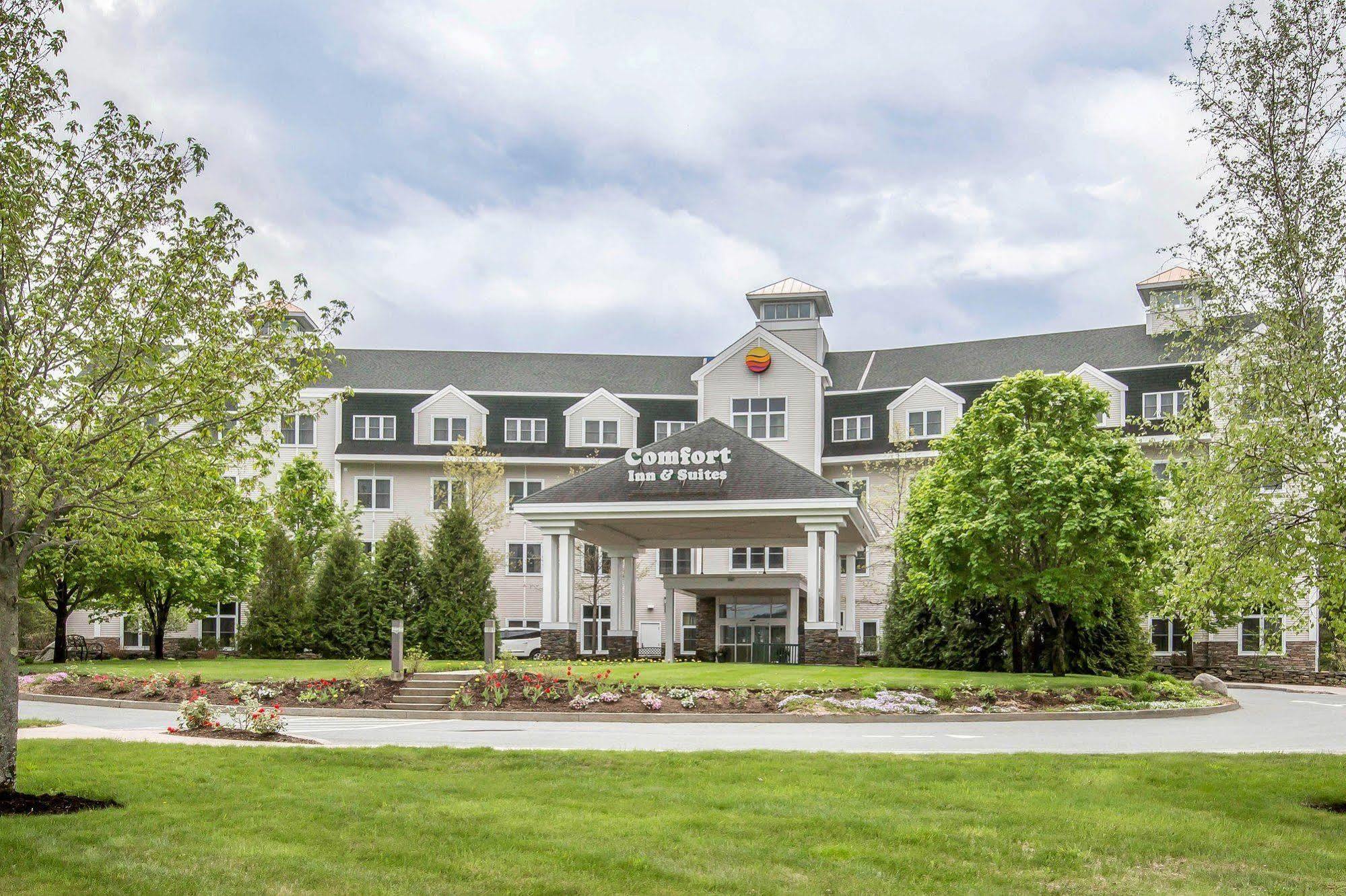 Comfort Inn & Suites Near Burke Mountain St. Johnsbury Esterno foto