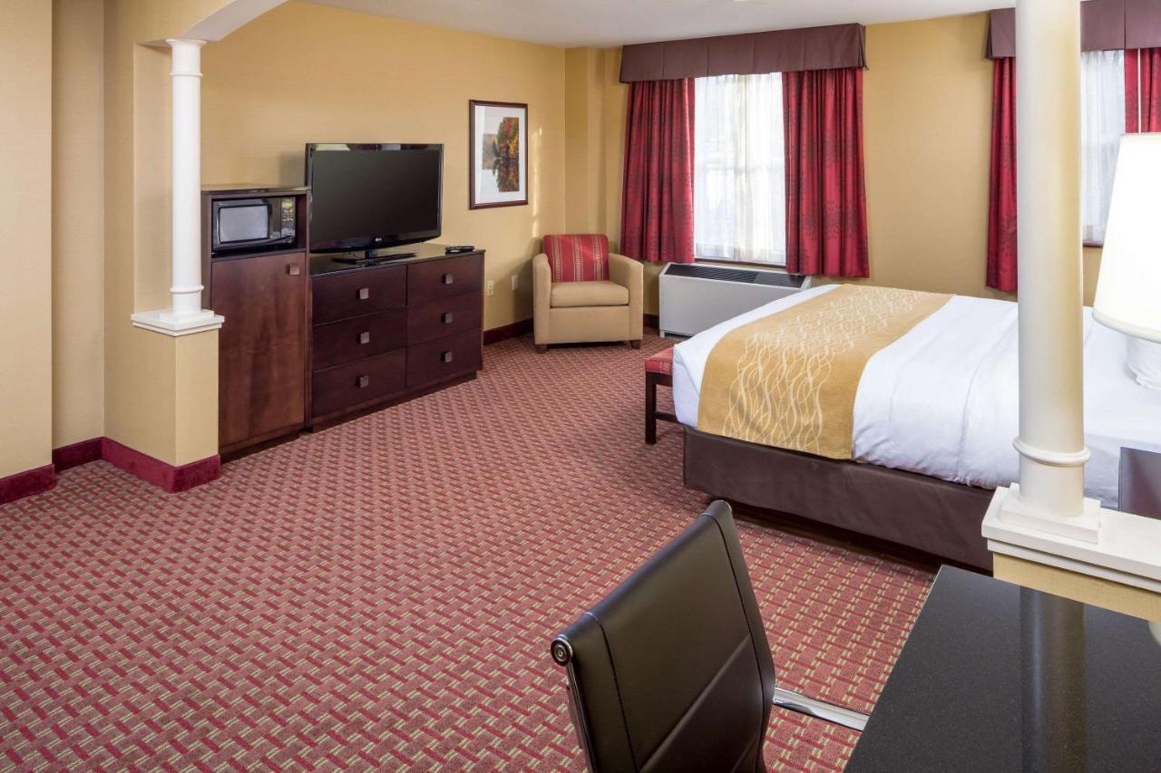 Comfort Inn & Suites Near Burke Mountain St. Johnsbury Esterno foto